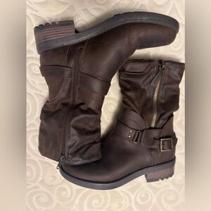 Fergie Women’s Boots, Excellent Condition!